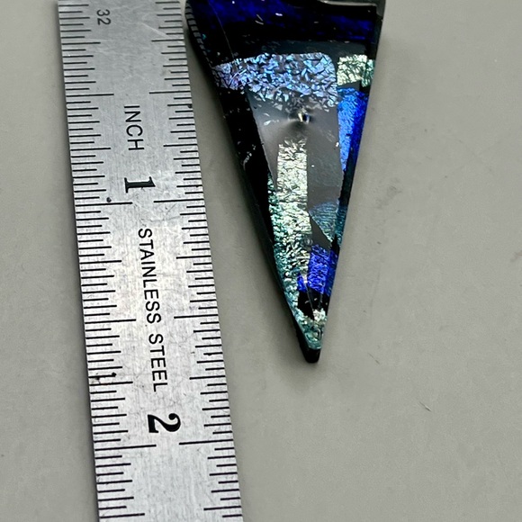 Elegant Blue and Silver Pendant Necklace - Picture 3 of 3